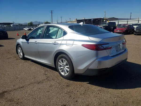 4T1DAACK9SU525406 2025 TOYOTA CAMRY - Image 2