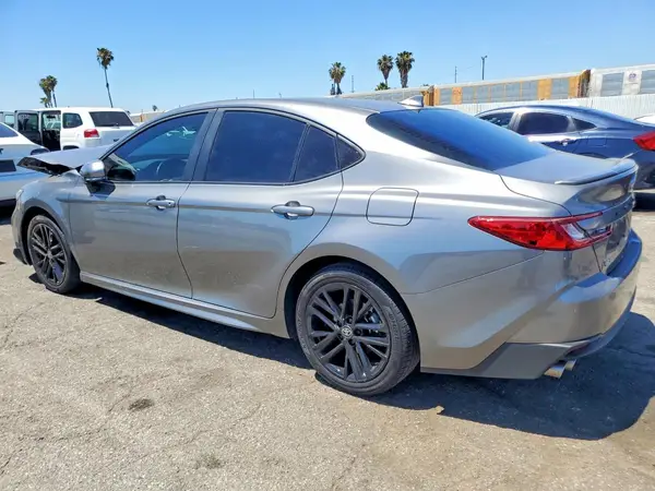 4T1DAACK9SU525423 2025 TOYOTA CAMRY - Image 2