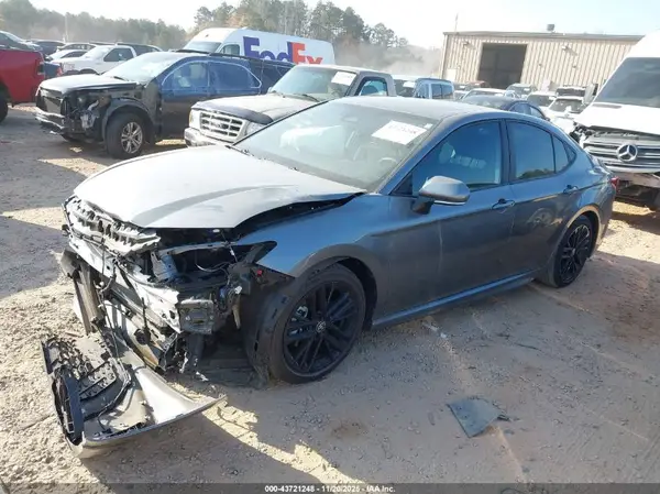 4T1DAACK9SU528886 2025 TOYOTA CAMRY - Image 2