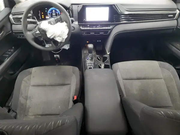 4T1DAACK9SU529732 2025 TOYOTA CAMRY - Image 8