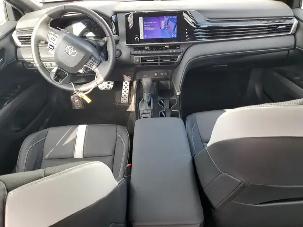 4T1DAACK9SU539063 2025 TOYOTA CAMRY - Image 8