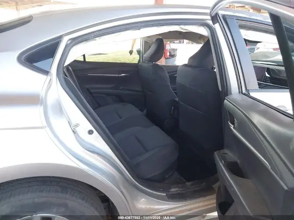 4T1DAACK9SU541461 2025 TOYOTA CAMRY - Image 8