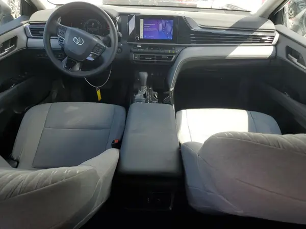 4T1DAACK9SU541623 2025 TOYOTA CAMRY - Image 8