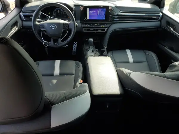 4T1DAACK9SU547762 2025 TOYOTA CAMRY - Image 8