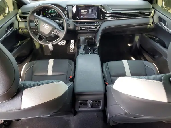 4T1DAACK9SU549723 2025 TOYOTA CAMRY - Image 8