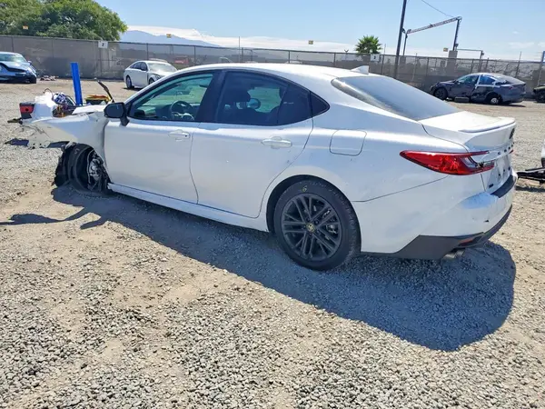 4T1DAACK9SU549947 2025 TOYOTA CAMRY - Image 2