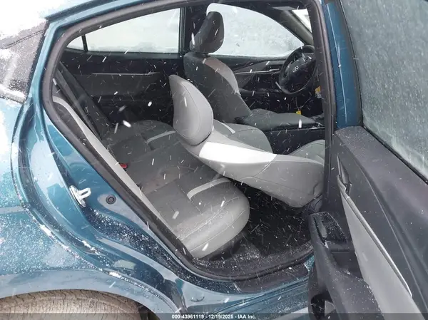 4T1DAACK9SU557000 2025 TOYOTA CAMRY - Image 8