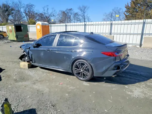 4T1DAACK9SU557157 2025 TOYOTA CAMRY - Image 2