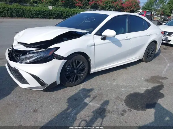 4T1DAACK9SU557711 2025 TOYOTA CAMRY - Image 2
