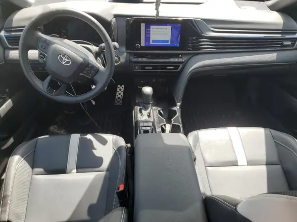 4T1DAACK9SU561340 2025 TOYOTA CAMRY - Image 8