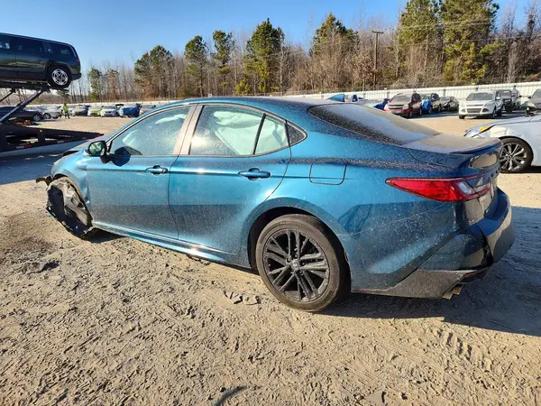 4T1DAACK9SU563928 2025 TOYOTA CAMRY - Image 2