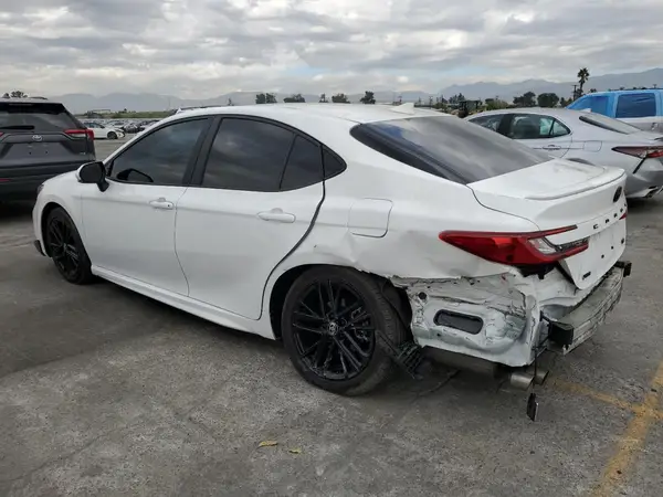 4T1DAACK9SU567963 2025 TOYOTA CAMRY - Image 2