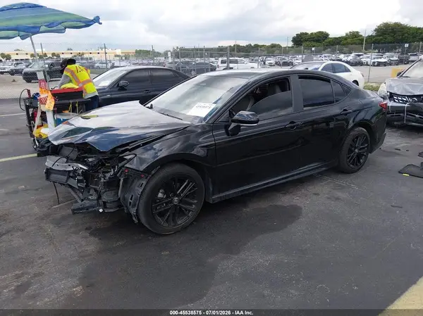 4T1DAACK9SU568109 2025 TOYOTA CAMRY - Image 2