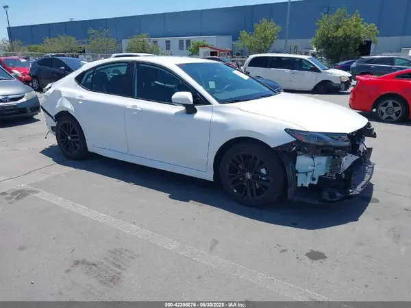 4T1DAACK9SU575674 2025 TOYOTA CAMRY - Image 1