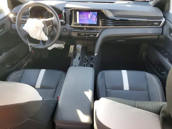 4T1DAACK9SU579790 2025 TOYOTA CAMRY - Image 8