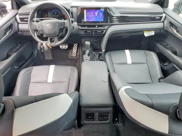 4T1DAACK9SU581510 2025 TOYOTA CAMRY - Image 8