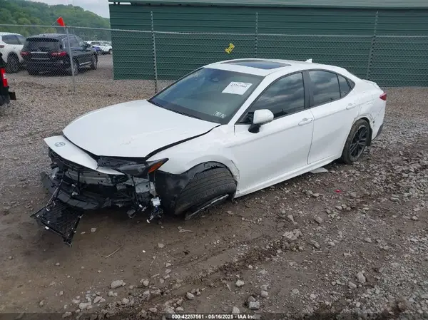 4T1DAACK9SU582804 2025 TOYOTA CAMRY - Image 2