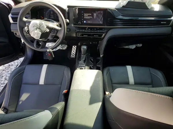 4T1DAACK9SU582950 2025 TOYOTA CAMRY - Image 8