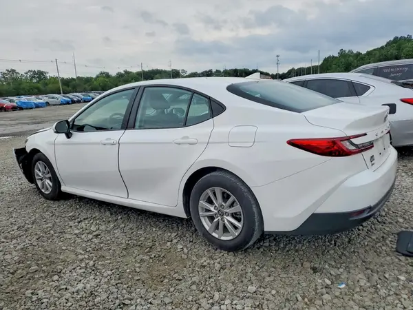 4T1DAACK9SU586593 2025 TOYOTA CAMRY - Image 2