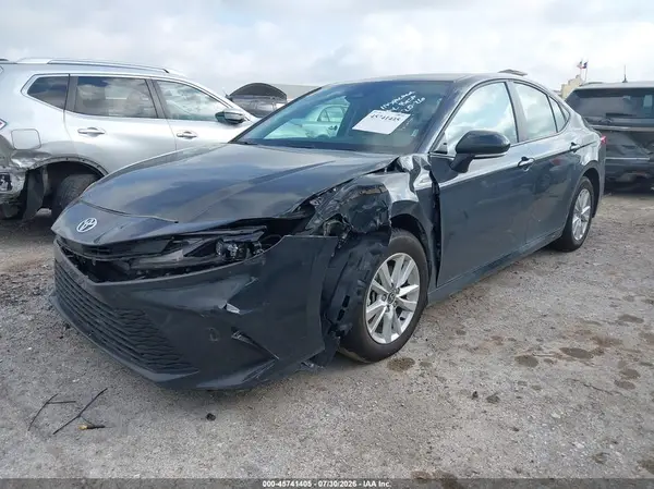 4T1DAACK9SU595732 2025 TOYOTA CAMRY - Image 2