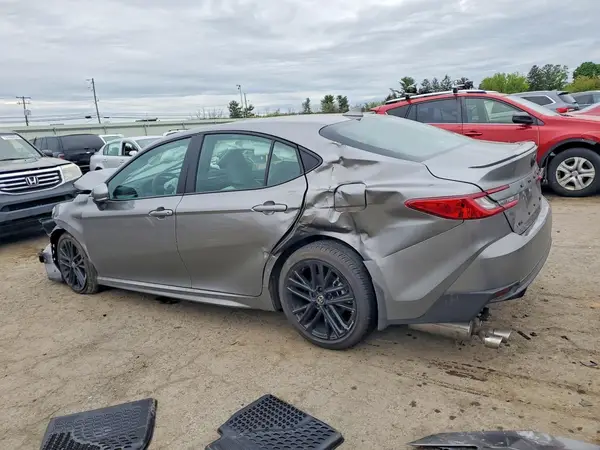 4T1DAACK9SU599702 2025 TOYOTA CAMRY - Image 2