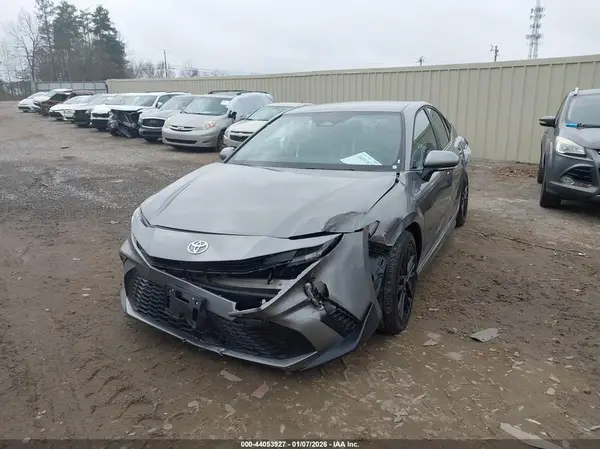 4T1DAACK9SU602498 2025 TOYOTA CAMRY - Image 2