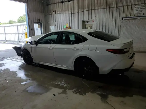 4T1DAACK9SU602680 2025 TOYOTA CAMRY - Image 2