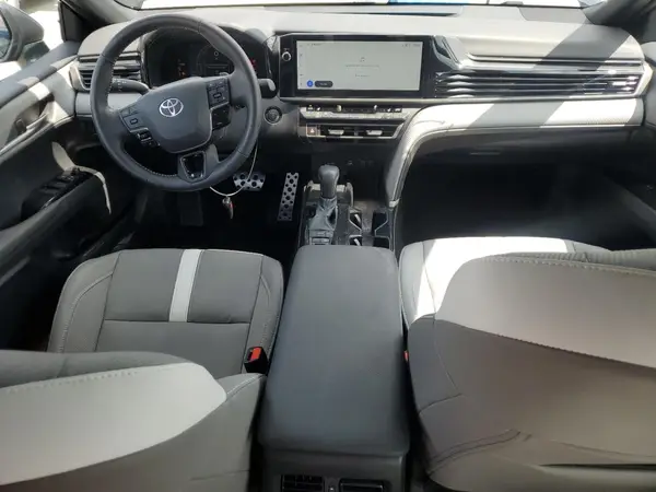 4T1DAACK9SU607667 2025 TOYOTA CAMRY - Image 8