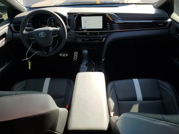 4T1DAACK9SU612223 2025 TOYOTA CAMRY - Image 8