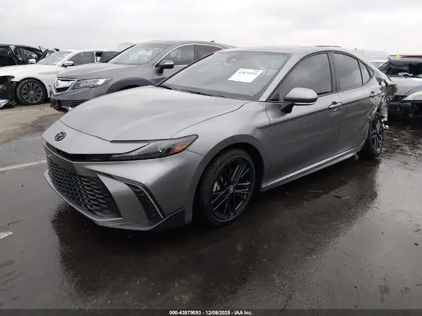 4T1DAACK9SU616367 2025 TOYOTA CAMRY - Image 2