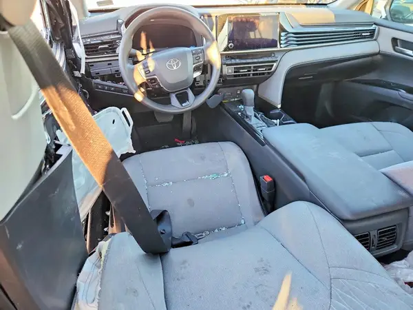 4T1DAACK9SU616742 2025 TOYOTA CAMRY - Image 8