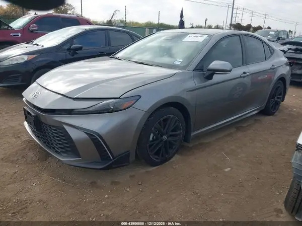 4T1DAACK9SU627238 2025 TOYOTA CAMRY - Image 2