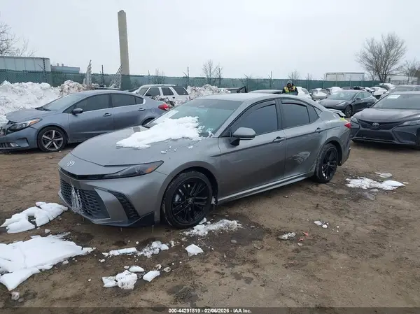 4T1DAACK9SU633394 2025 TOYOTA CAMRY - Image 2