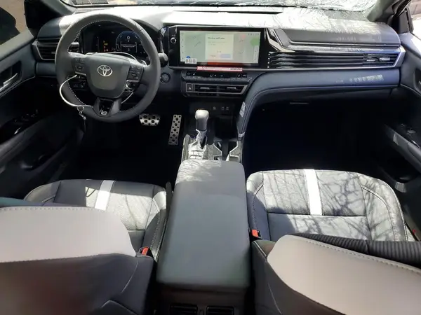 4T1DAACK9TU285324 2026 TOYOTA CAMRY - Image 8