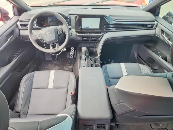 4T1DAACK9TU312991 2026 TOYOTA CAMRY - Image 8