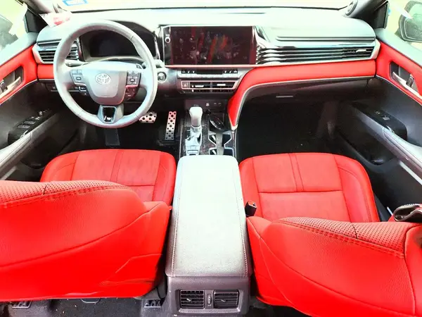 4T1DAACK9TU660435 2026 TOYOTA CAMRY - Image 8