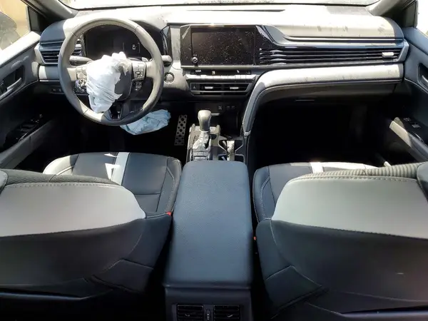 4T1DAACK9TU672990 2026 TOYOTA CAMRY - Image 8