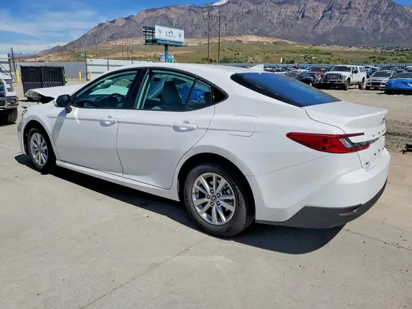 4T1DAACK9TU685173 2026 TOYOTA CAMRY - Image 2