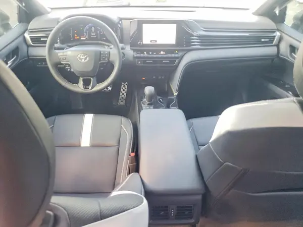 4T1DAACK9TU703199 2026 TOYOTA CAMRY - Image 8