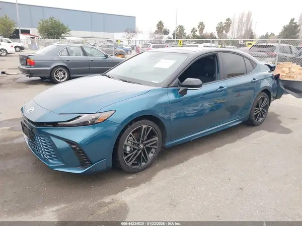 4T1DAACKOSU203043 2025 TOYOTA CAMRY - Image 2