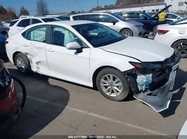 4T1DAACKXSU005523 2025 TOYOTA CAMRY - Image 1
