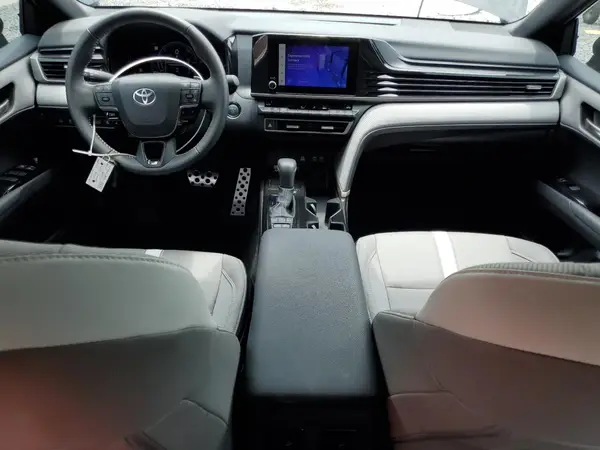 4T1DAACKXSU009586 2025 TOYOTA CAMRY - Image 8