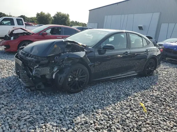 4T1DAACKXSU010978 2025 TOYOTA CAMRY - Image 1