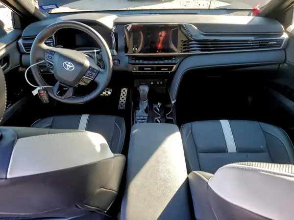 4T1DAACKXSU023679 2025 TOYOTA CAMRY - Image 8