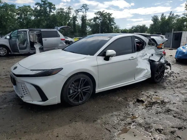 4T1DAACKXSU023844 2025 TOYOTA CAMRY - Image 1