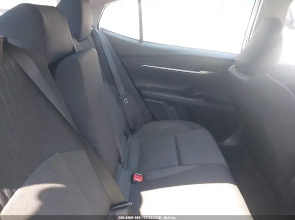 4T1DAACKXSU031801 2025 TOYOTA CAMRY - Image 8