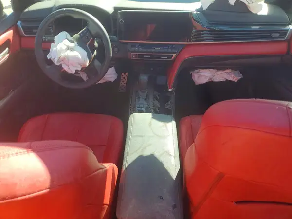 4T1DAACKXSU032902 2025 TOYOTA CAMRY - Image 8