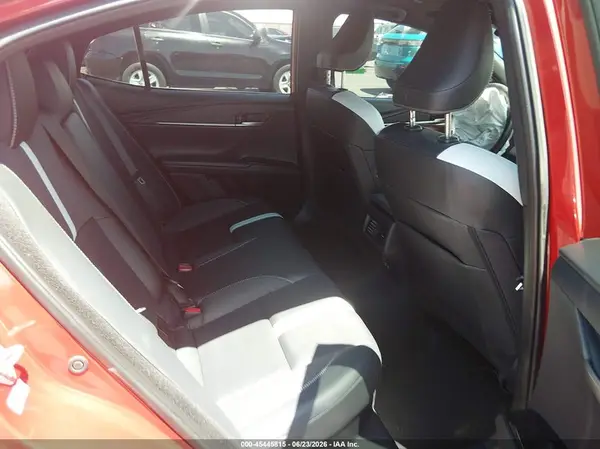 4T1DAACKXSU033953 2025 TOYOTA CAMRY - Image 8