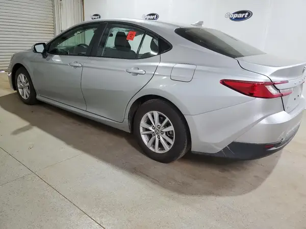 4T1DAACKXSU034293 2025 TOYOTA CAMRY - Image 2