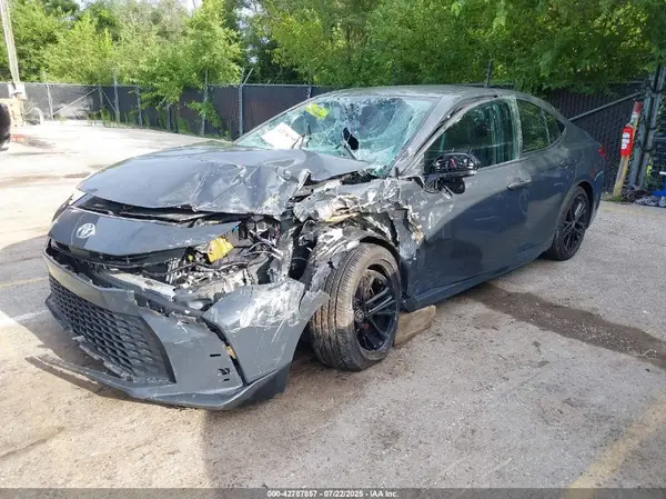 4T1DAACKXSU038618 2025 TOYOTA CAMRY - Image 2